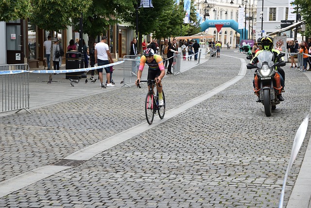 火爆！共22876名球迷现场观战山东泰山vs河南队.